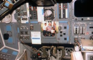 Astronaut Rhea Seddon, Nasa, Space, Family photo in spaceship cockpit, Family picture in plane cockpit